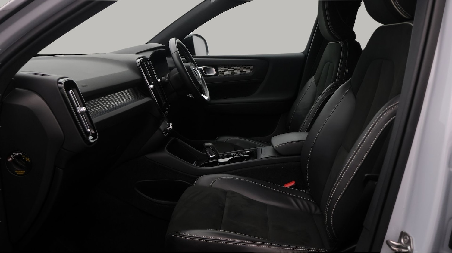 Used Volvo XC40 2021 for sale - 77532216: Photo 14