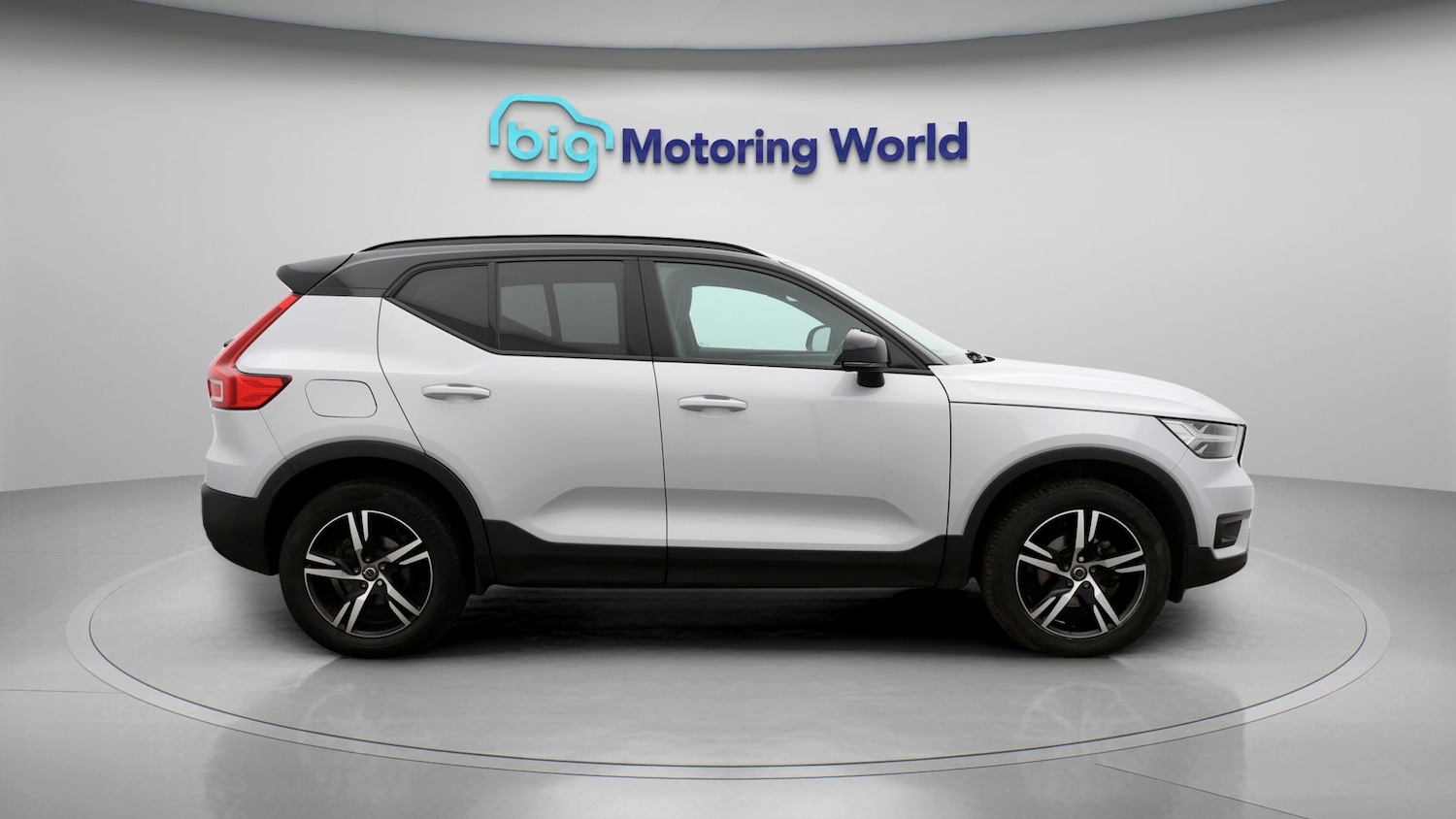 Used Volvo XC40 2021 for sale - 77532216: Photo 8