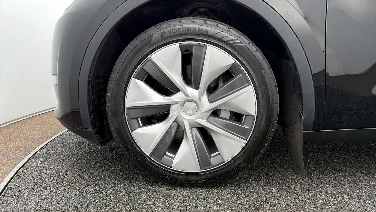 Used Tesla Model Y 2023 for sale - 78196651: Photo 17