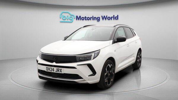 Used Vauxhall Grandland 2024 for sale - 75697122: Photo 4