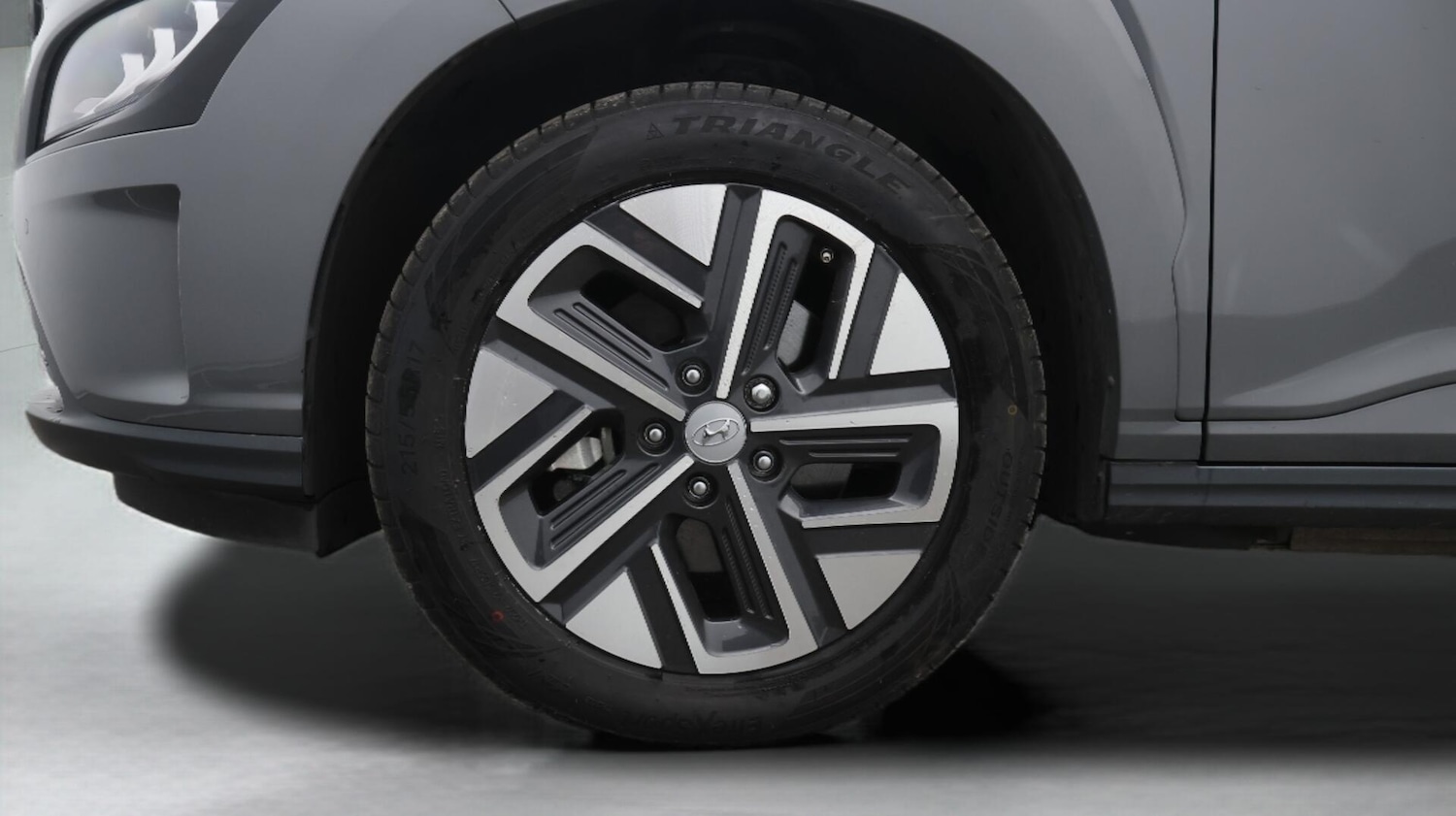 Used Hyundai KONA 2023 for sale - 76634017: Photo 19