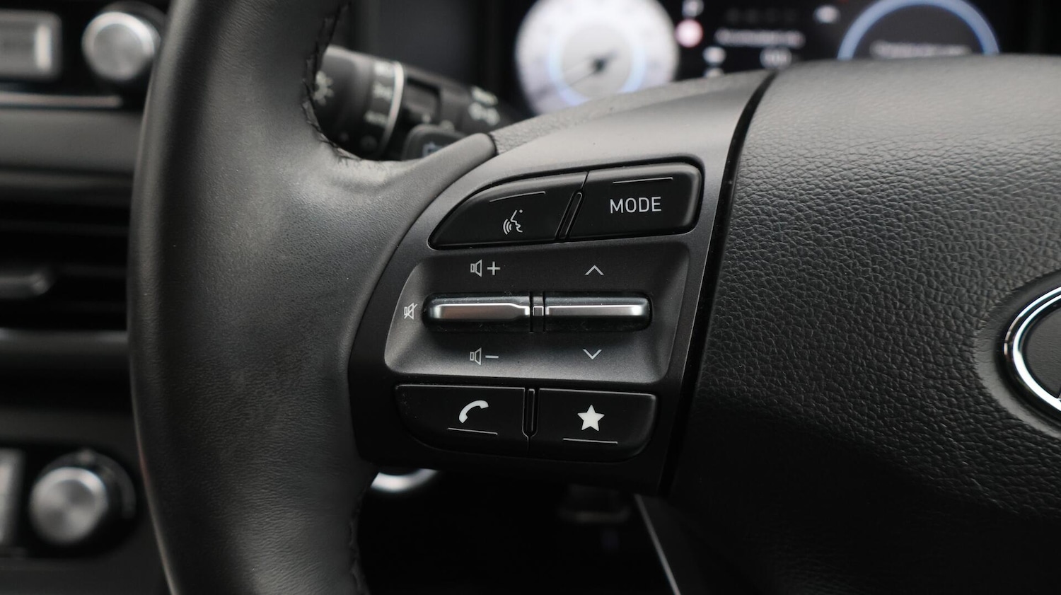 Used Hyundai KONA 2023 for sale - 76634017: Photo 24