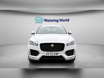 Used Jaguar F-Pace 2020 for sale - 78112348: Photo