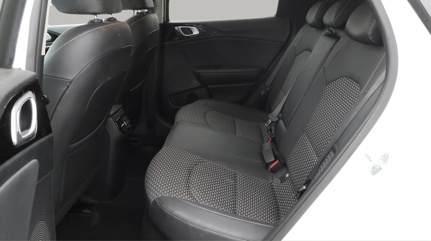 Used Kia XCeed 2022 for sale - 76200302: Photo 17