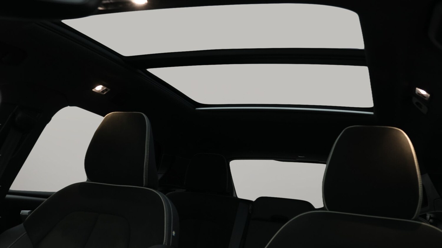 Used Volvo XC40 2023 for sale - 77206310: Photo 27