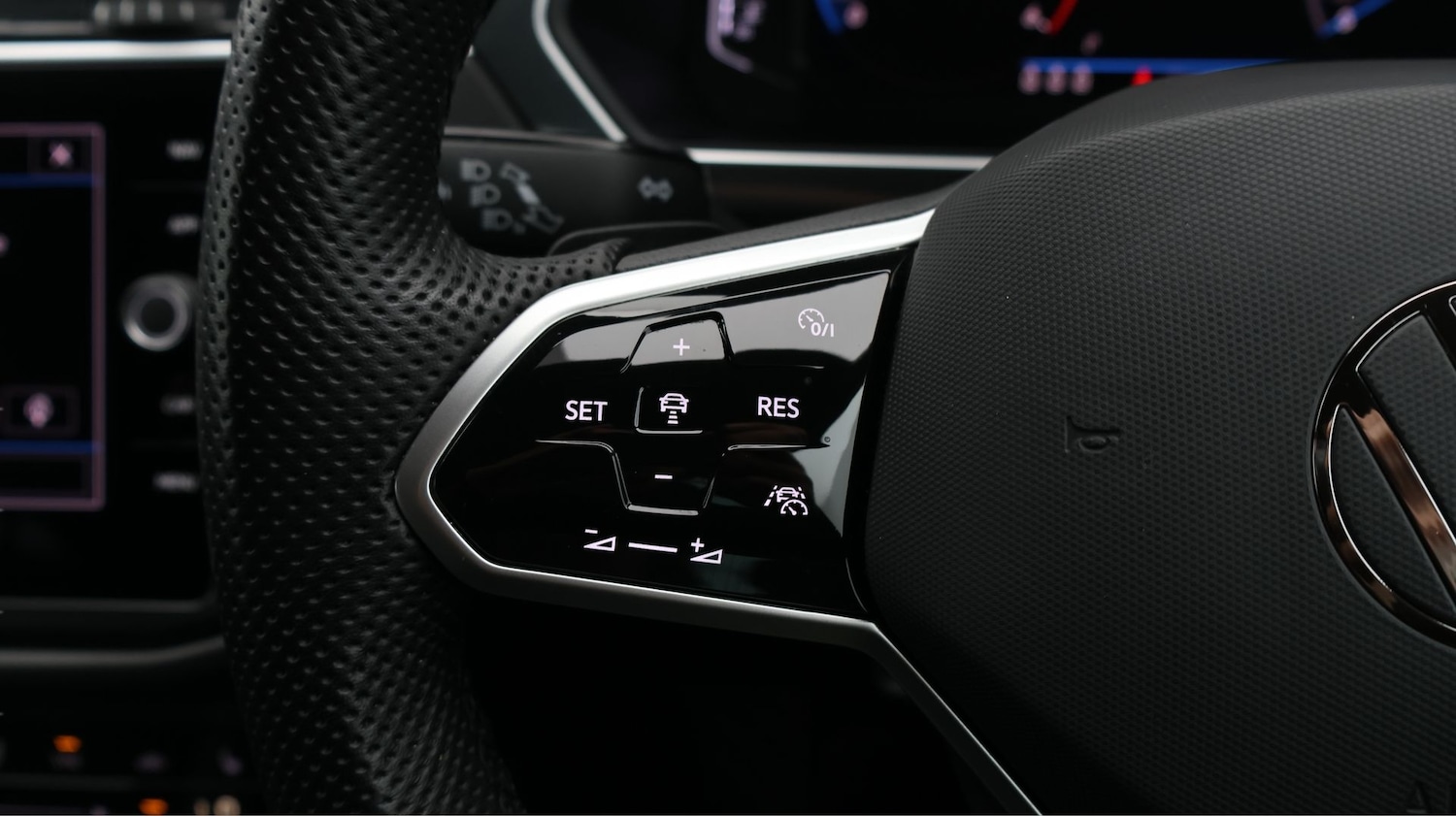 Used Volkswagen Tiguan 2022 for sale - 77262074: Photo 22