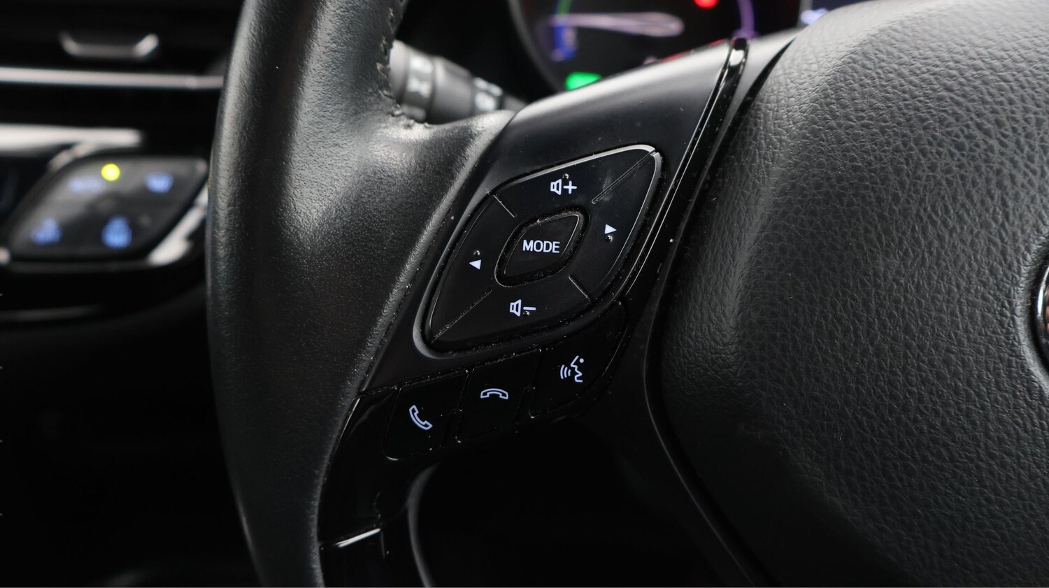 Used Toyota C-HR 2023 for sale - 77181696: Photo 20