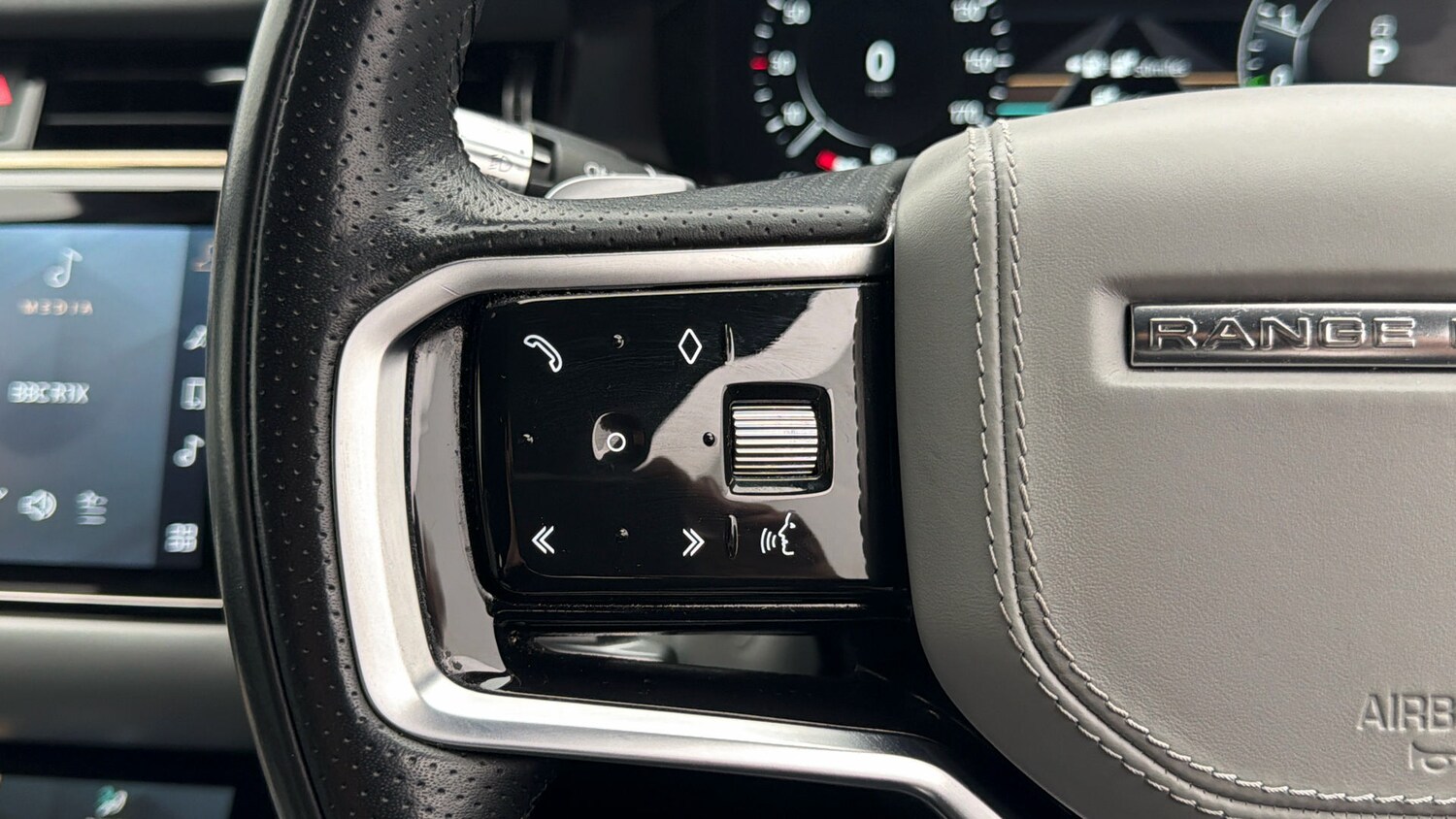 Used Land Rover Range Rover Evoque 2022 for sale - 77945836: Photo 23