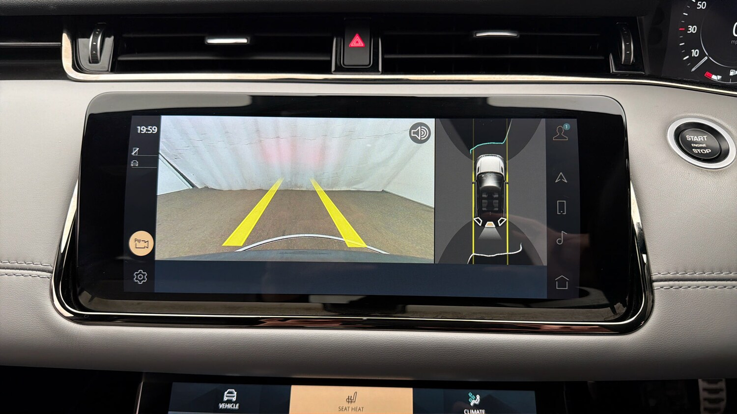 Used Land Rover Range Rover Evoque 2022 for sale - 77945836: Photo 27