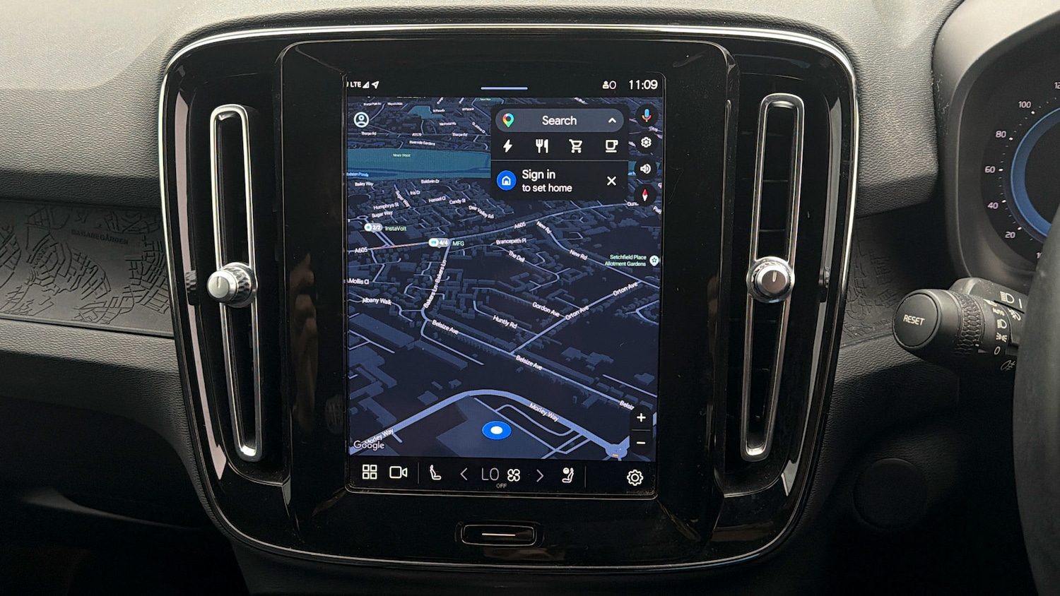 Used Volvo XC40 2023 for sale - 78183118: Photo 10