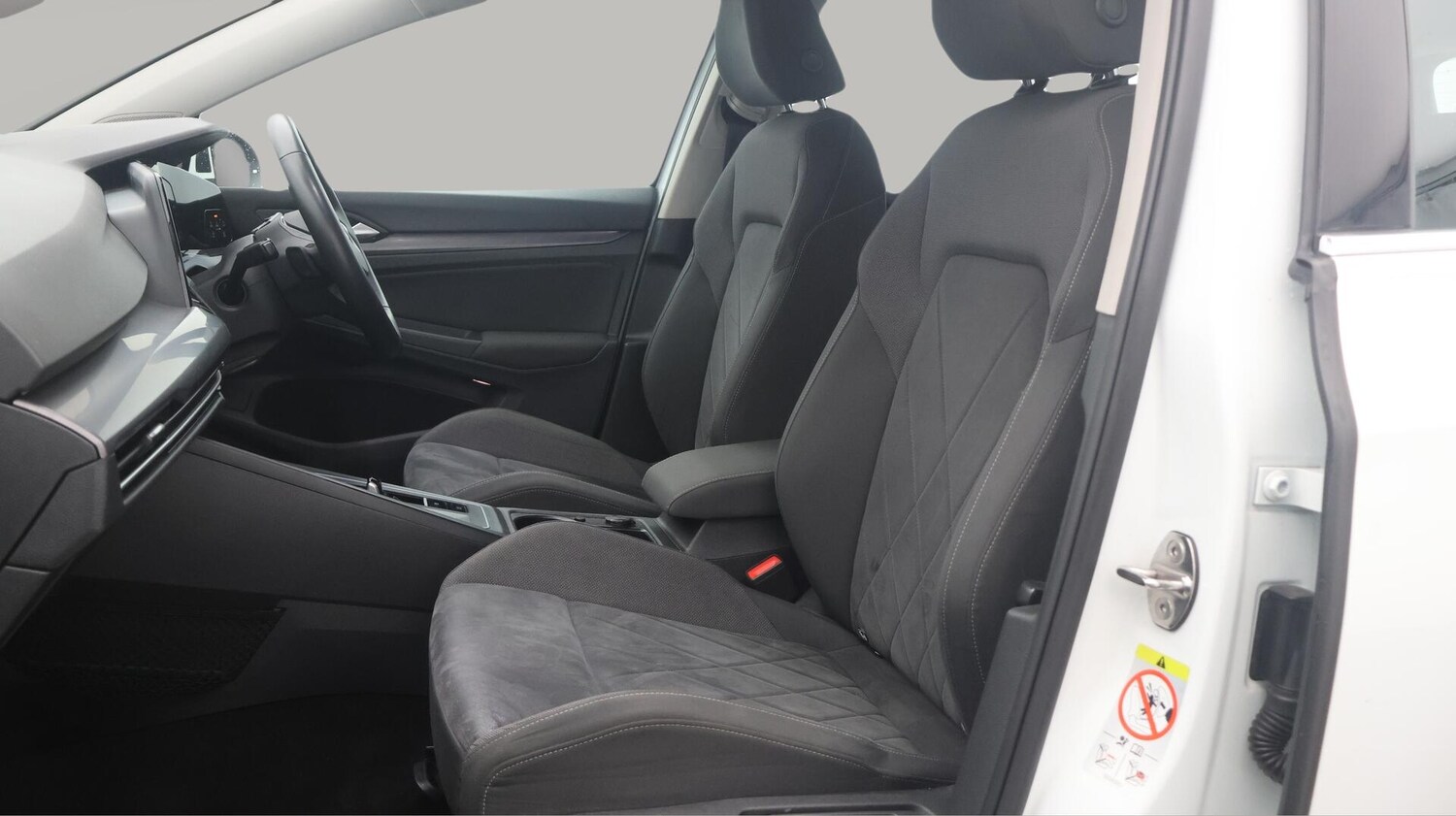 Used Volkswagen Golf 2022 for sale - 76456604: Photo 15