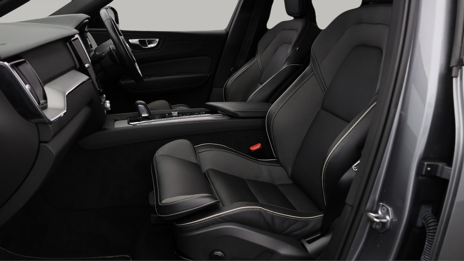 Used Volvo XC60 2020 for sale - 76108872: Photo 15