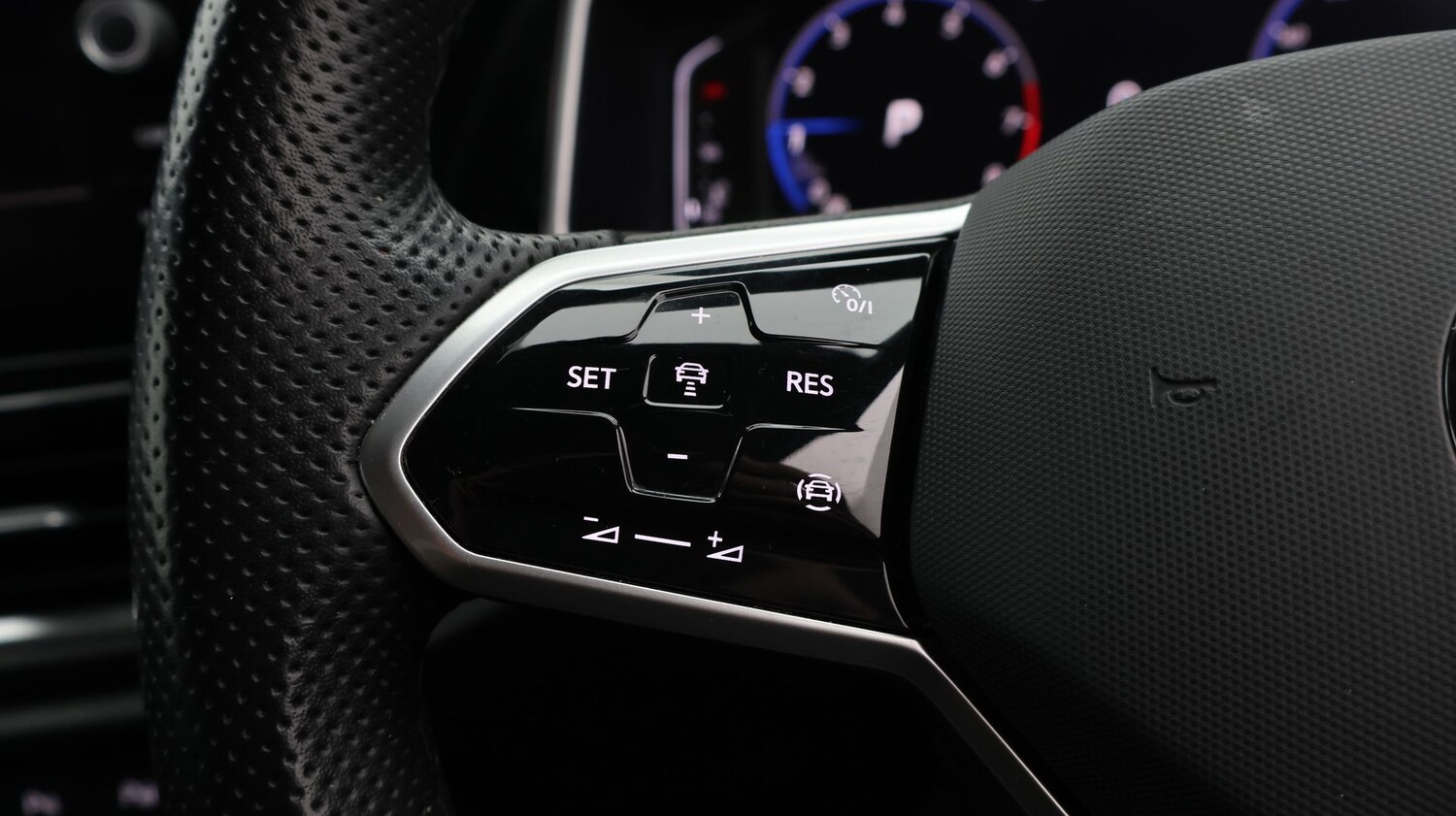 Used Volkswagen T-Roc 2022 for sale - 77917162: Photo 21