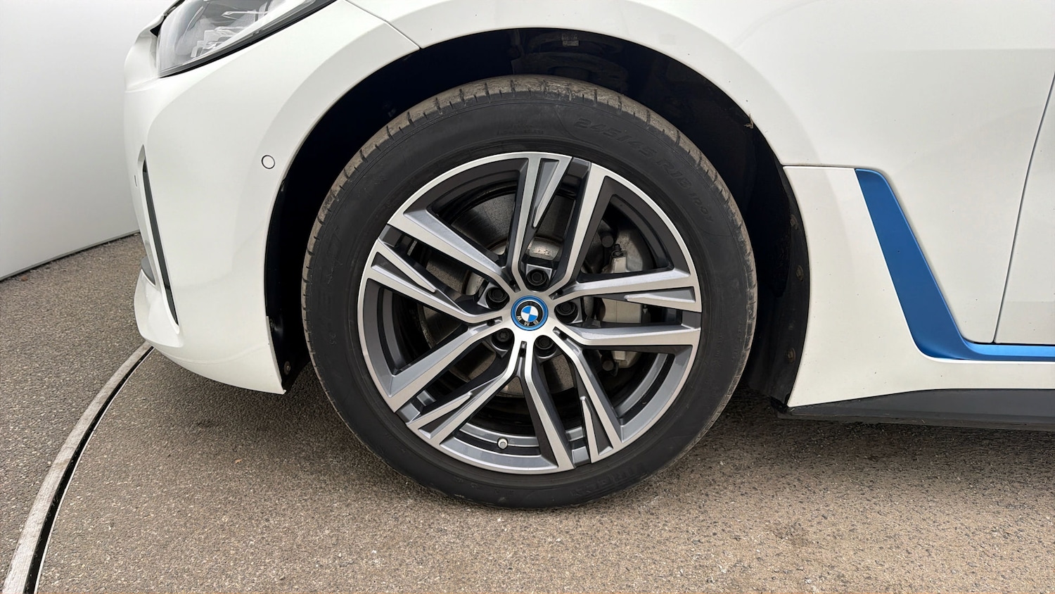 Used BMW i4 2023 for sale - 78038721: Photo 17