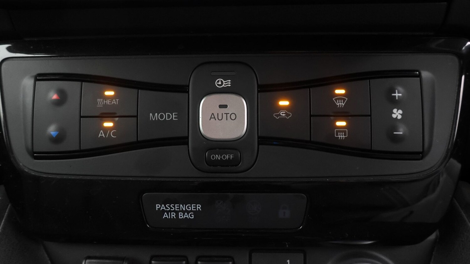 Used Nissan Leaf 2022 for sale - 77115220: Photo 12