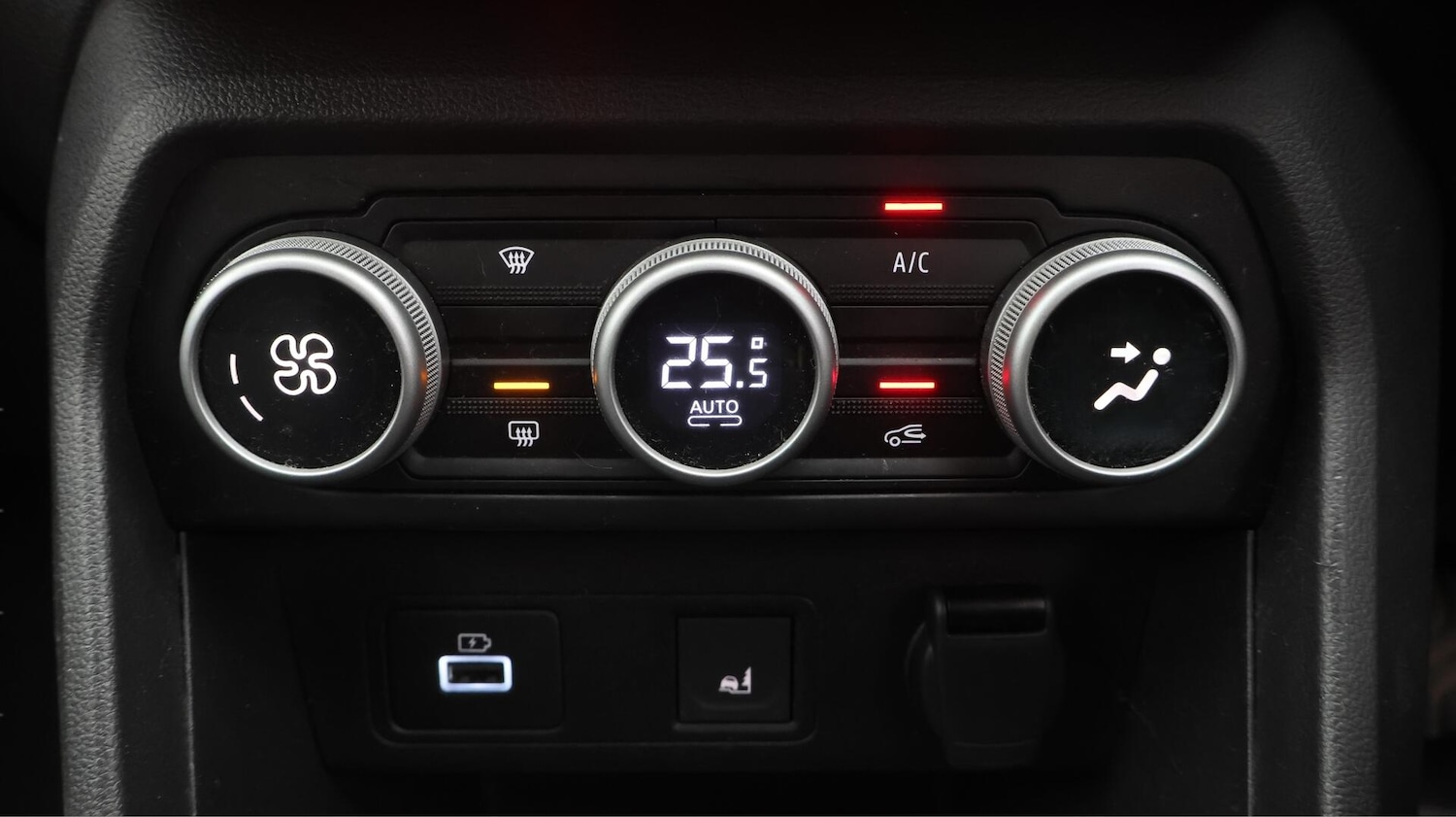 Used Dacia Jogger 2024 for sale - 76715444: Photo 13