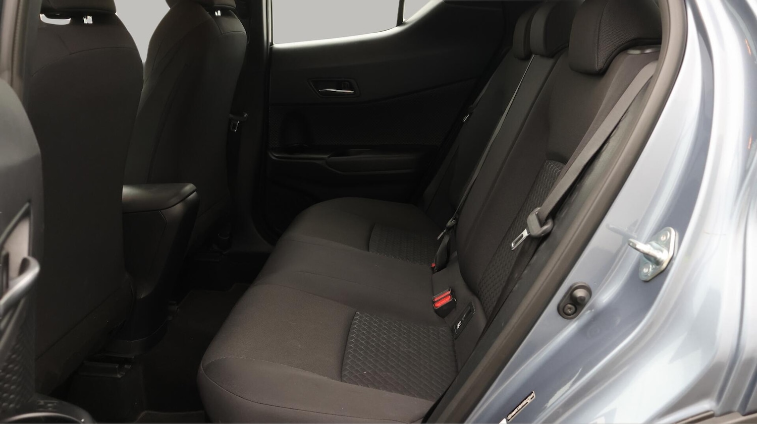 Used Toyota C-HR 2022 for sale - 76632995: Photo 17