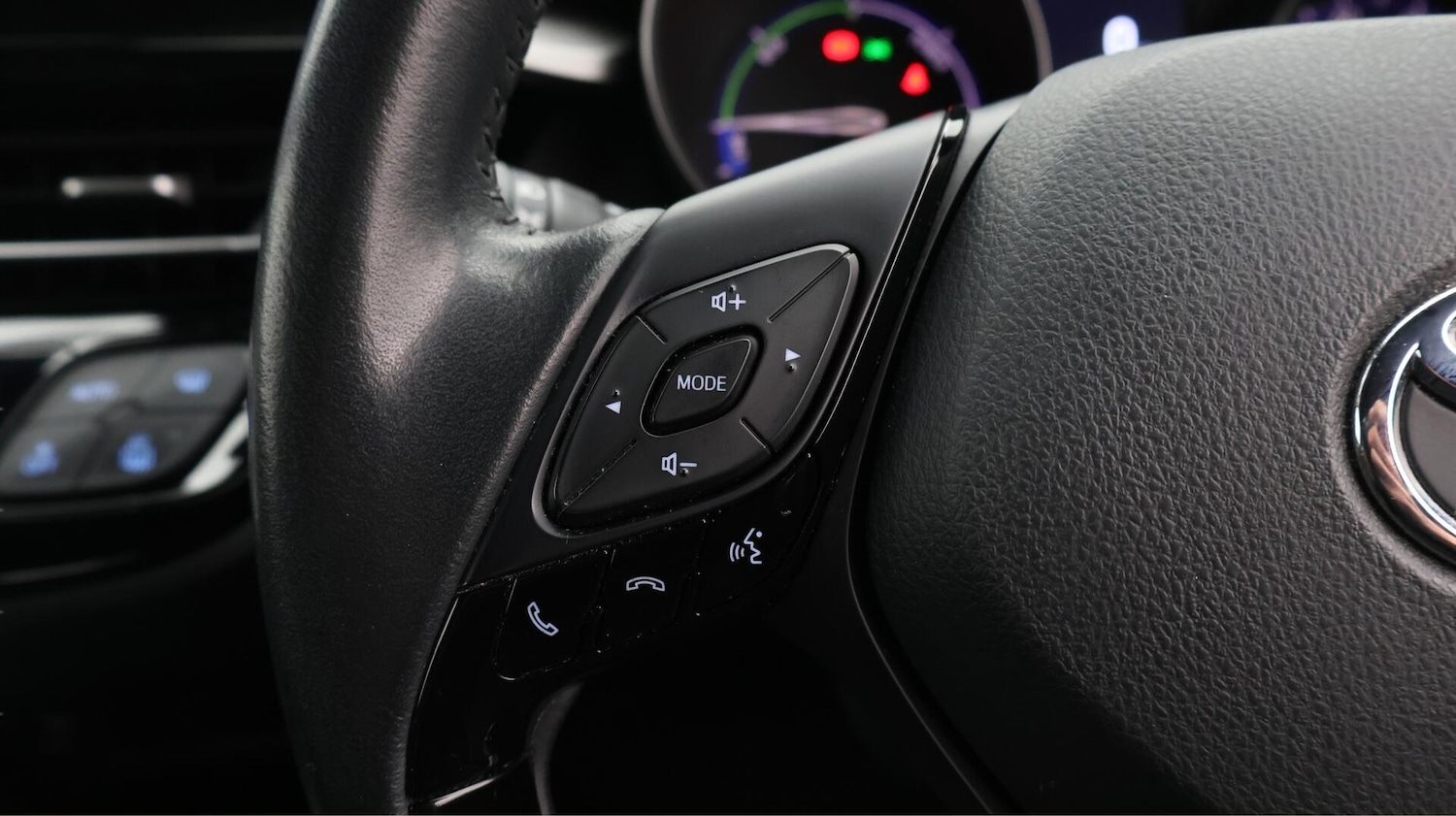 Used Toyota C-HR 2022 for sale - 76632995: Photo 26