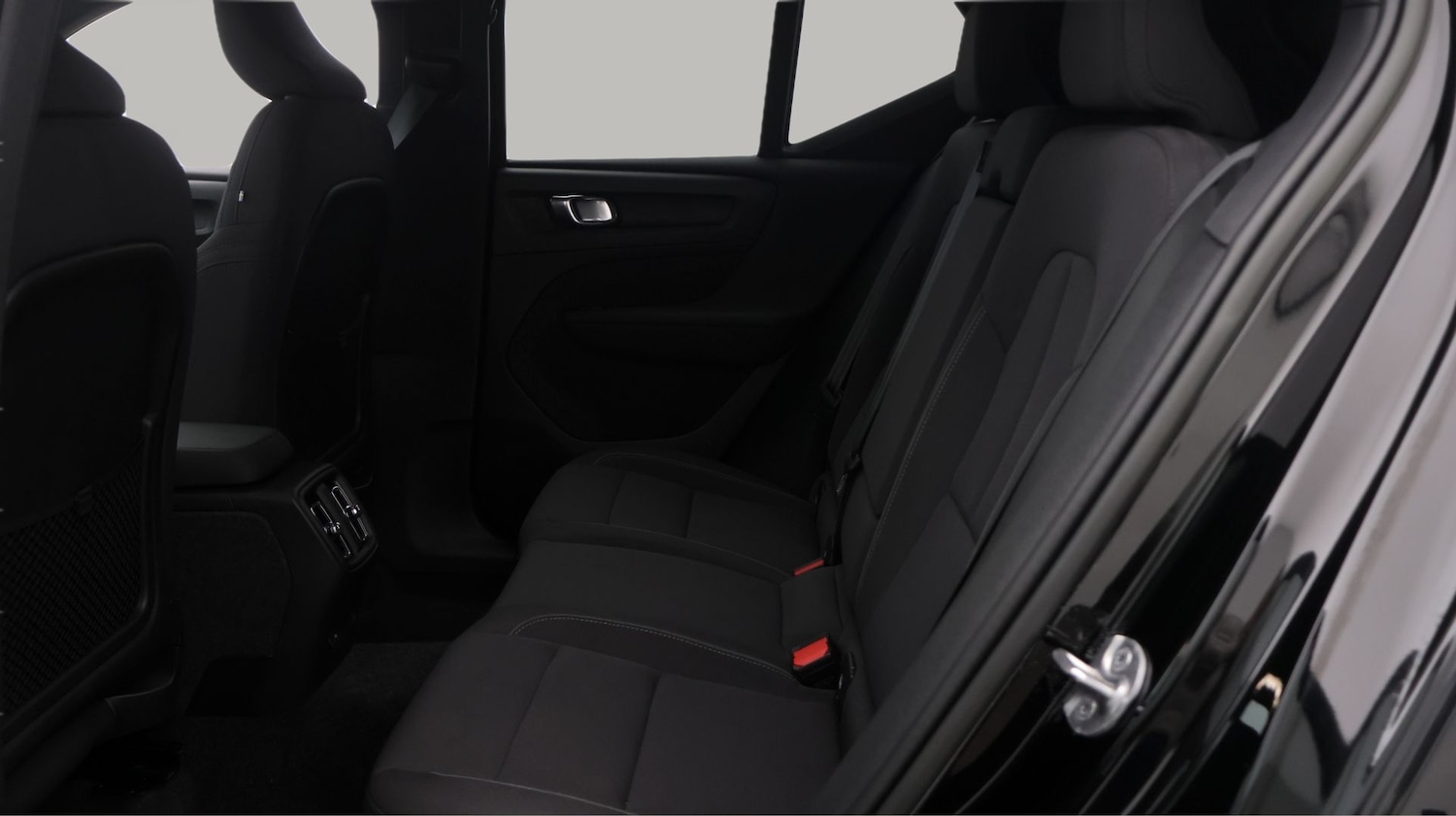 Used Volvo XC40 2023 for sale - 77717307: Photo 16