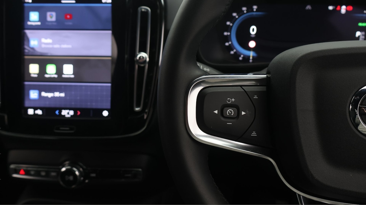 Used Volvo XC40 2023 for sale - 77717307: Photo 21