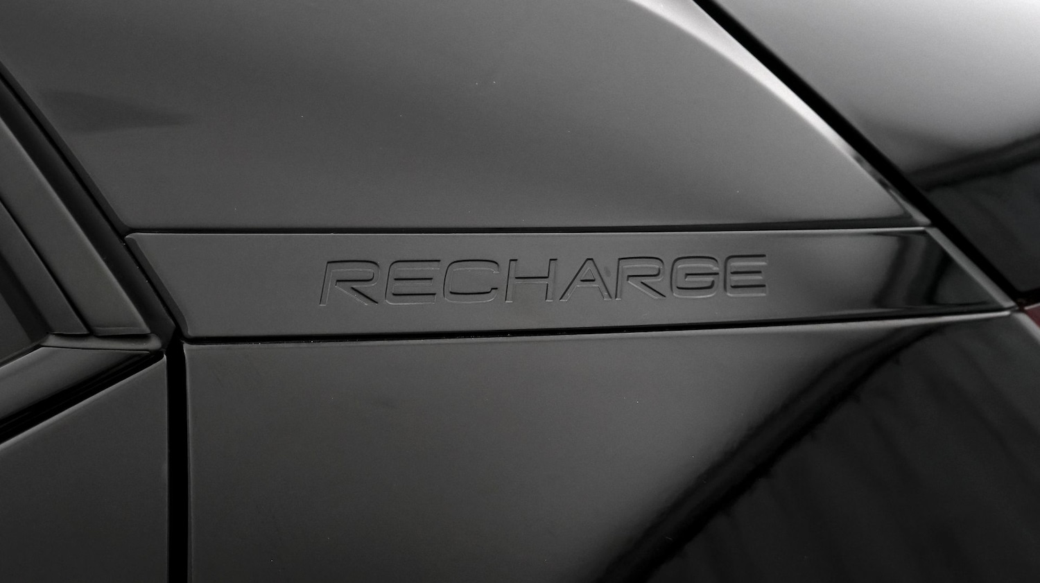 Used Volvo XC40 2023 for sale - 77717307: Photo 25