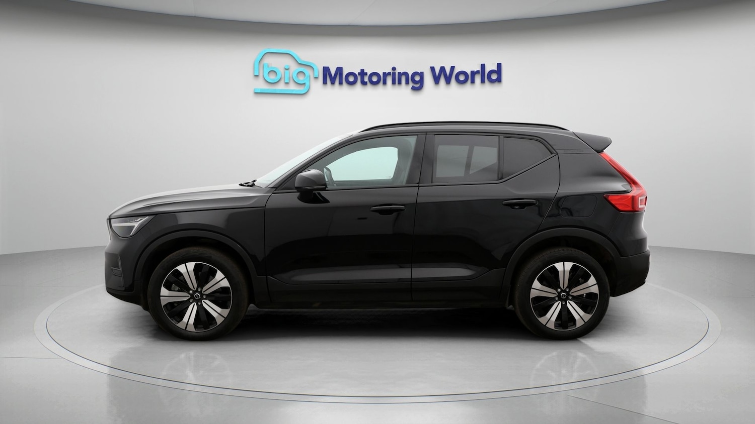 Used Volvo XC40 2023 for sale - 77717307: Photo 4