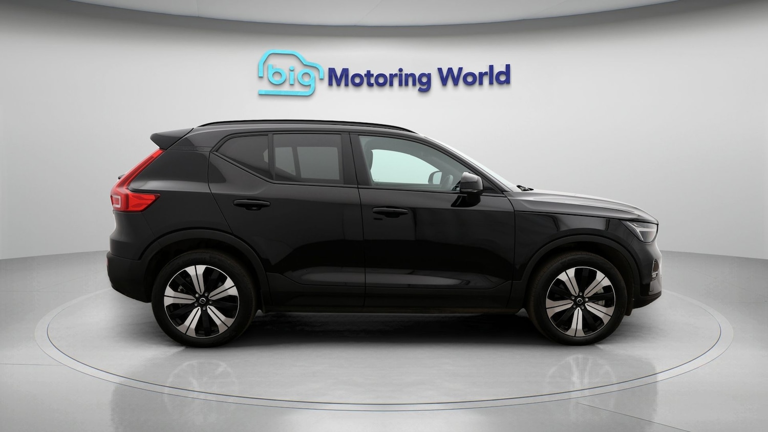 Used Volvo XC40 2023 for sale - 77717307: Photo 8