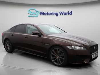 2017 (17) - 3.0d V6 S Saloon 4dr Diesel Auto Euro 6 (s/s) (300 ps)