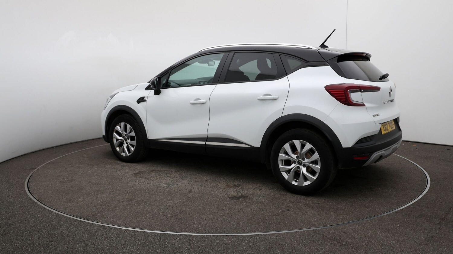 Used Renault Captur for sale - 76810813: Photo 27