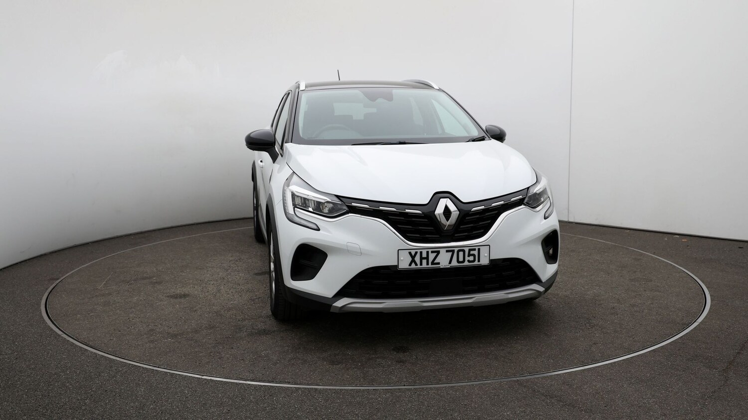 Used Renault Captur for sale - 76810813: Photo 32