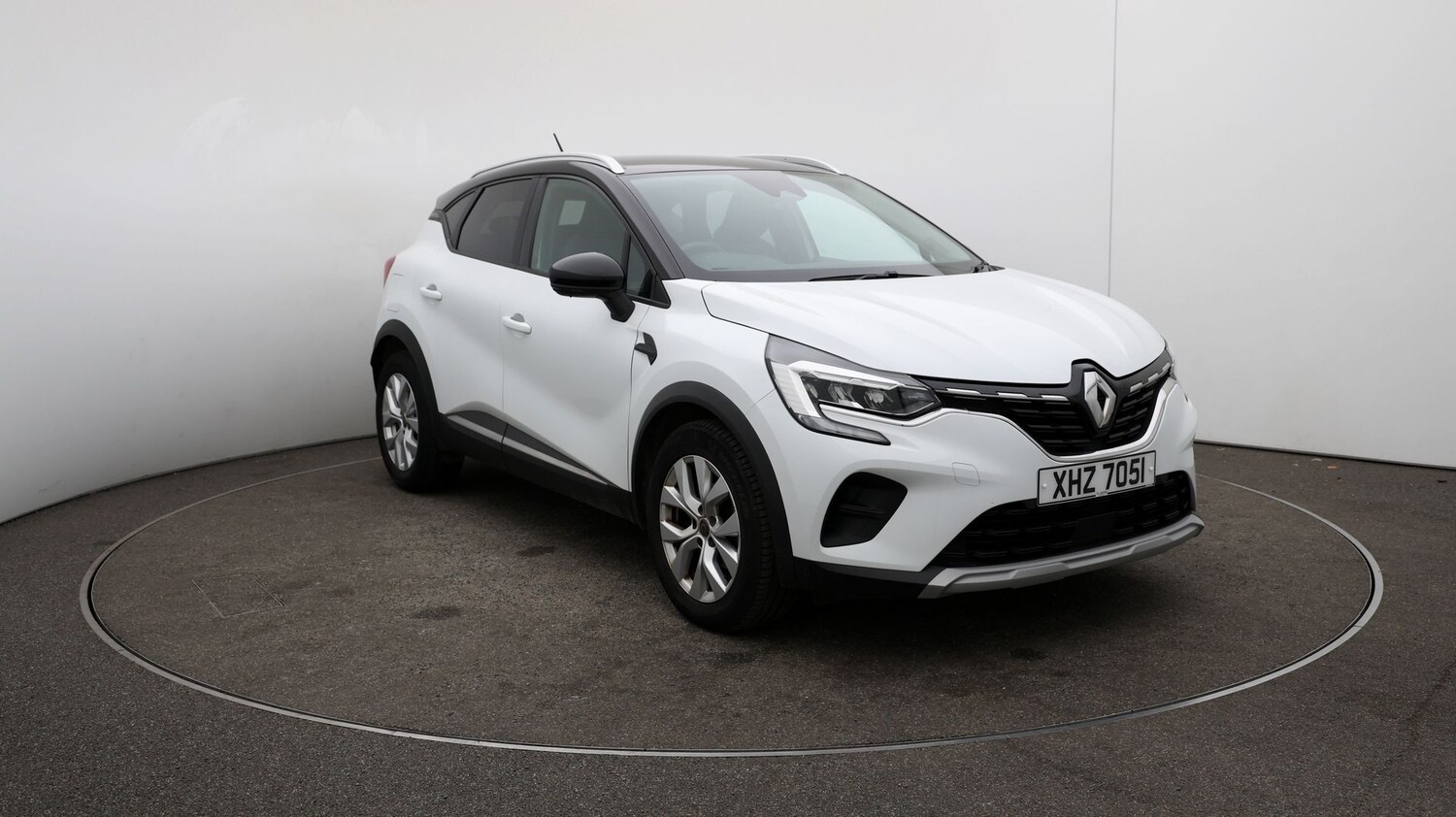 Used Renault Captur for sale - 76810813: Photo 34