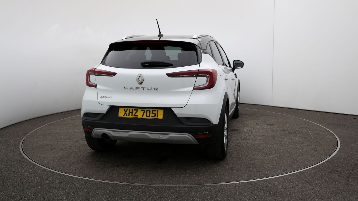 Used Renault Captur for sale - 76810813: Photo 47