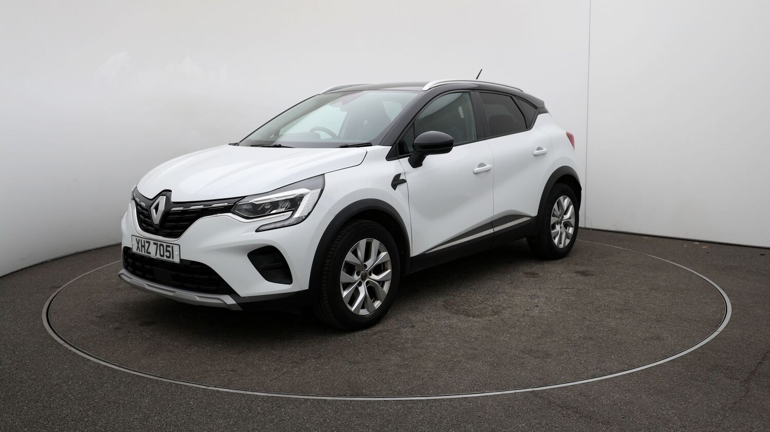 Used Renault Captur for sale - 76810813: Photo 60