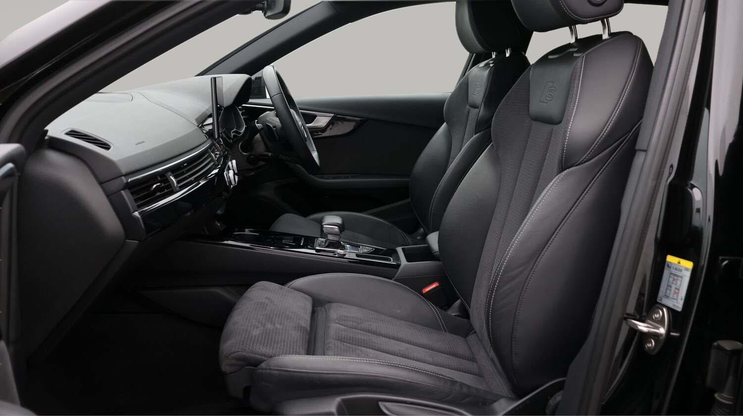 Used Audi A4 2023 for sale - 77813534: Photo 14