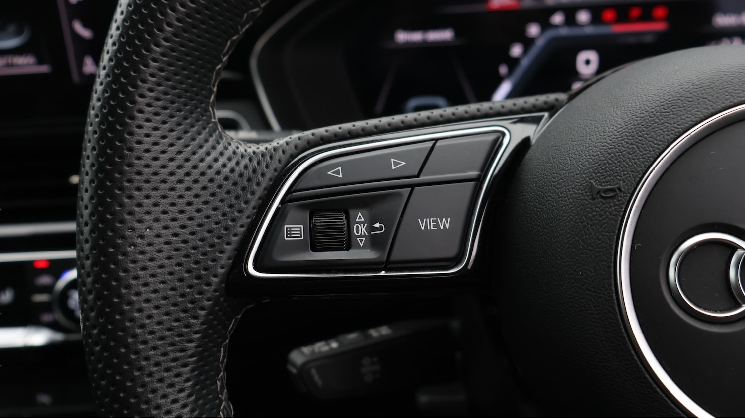 Used Audi A4 2023 for sale - 77813534: Photo 24