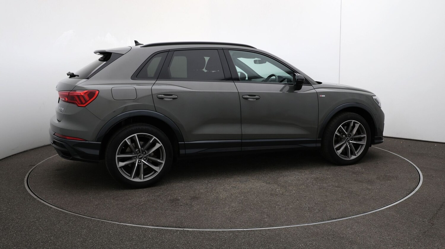 Used Audi Q3 for sale - 76812030: Photo 45