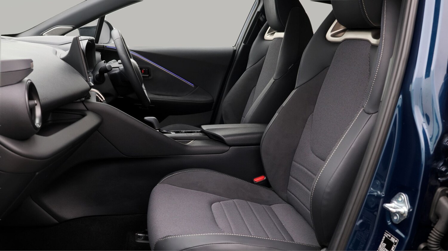 Used Toyota C-HR 2024 for sale - 77664469: Photo 14