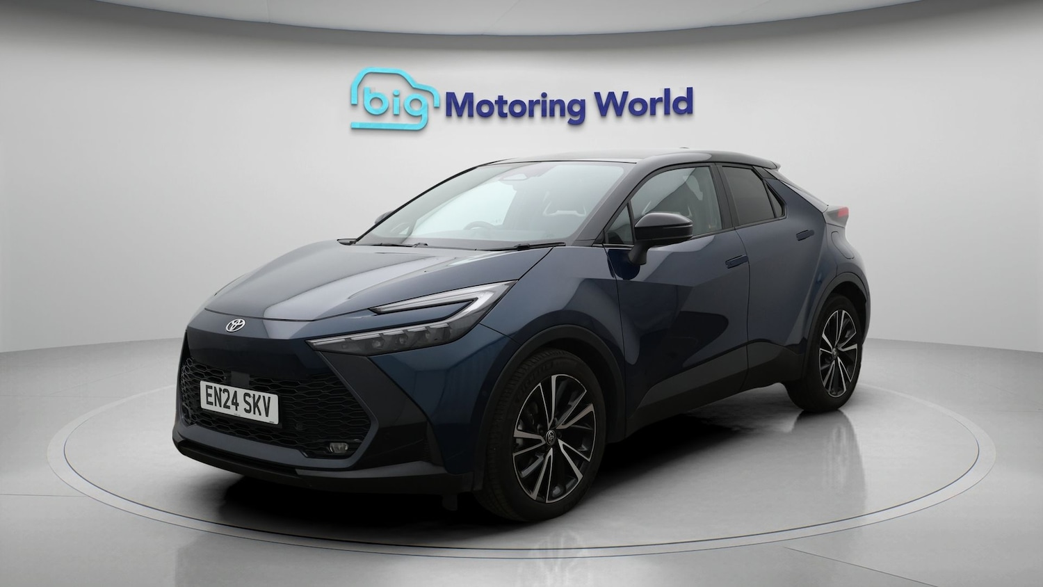 Used Toyota C-HR 2024 for sale - 77664469: Photo 3