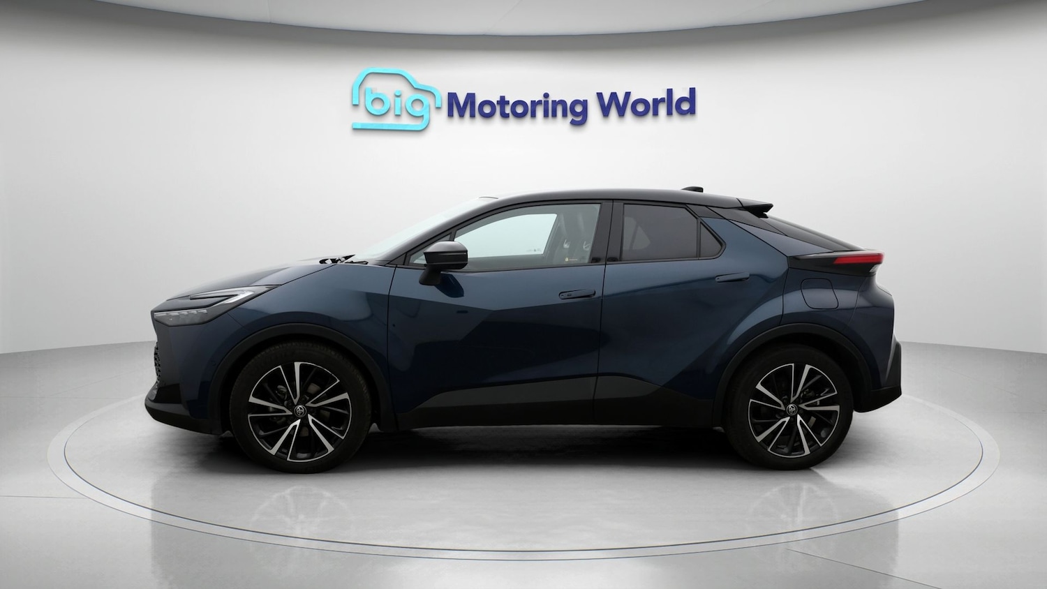 Used Toyota C-HR 2024 for sale - 77664469: Photo 4