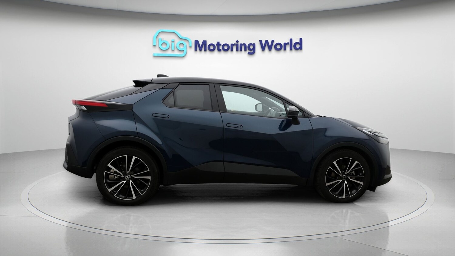 Used Toyota C-HR 2024 for sale - 77664469: Photo 8