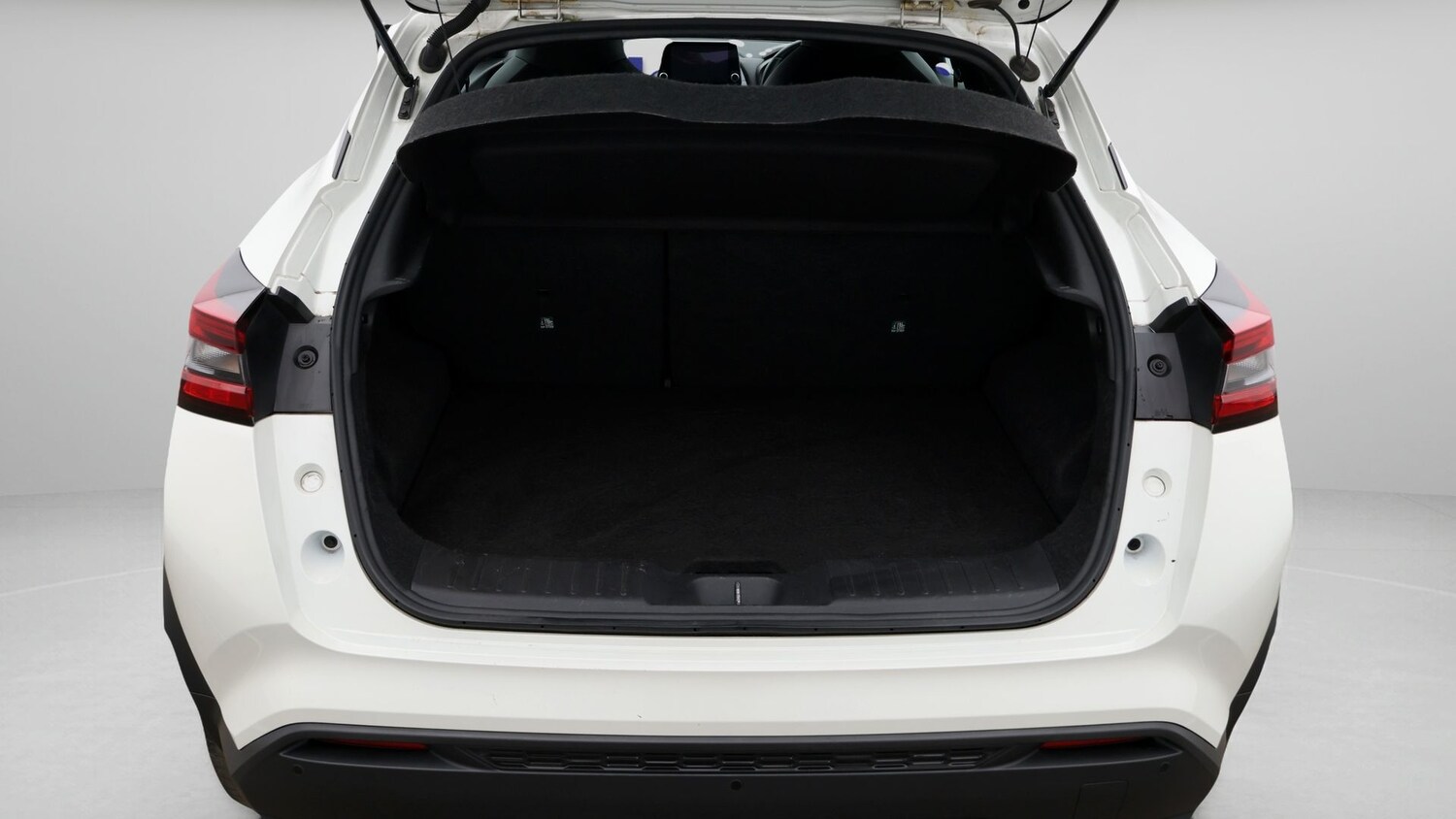 Used Nissan Juke 2023 for sale - 77813011: Photo 17