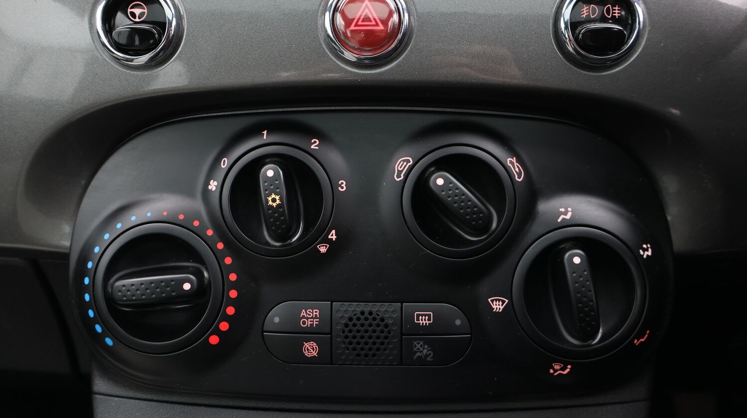 Used Fiat 500 2021 for sale - 77845253: Photo 12