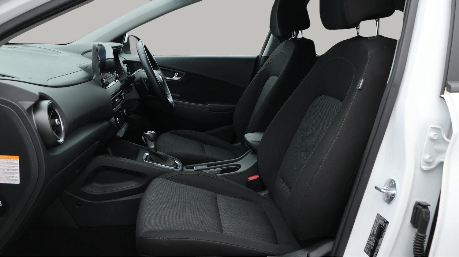 Used Hyundai KONA 2022 for sale - 76094102: Photo 15