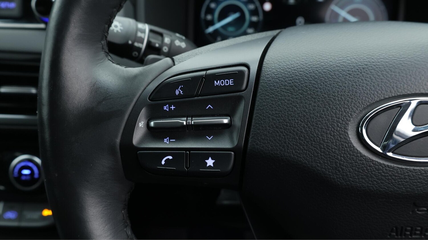 Used Hyundai KONA 2022 for sale - 76094102: Photo 24