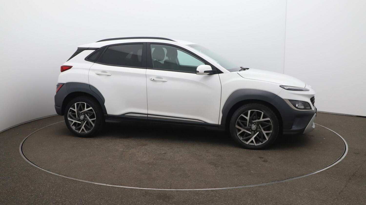 Used Hyundai KONA 2022 for sale - 76094102: Photo 47