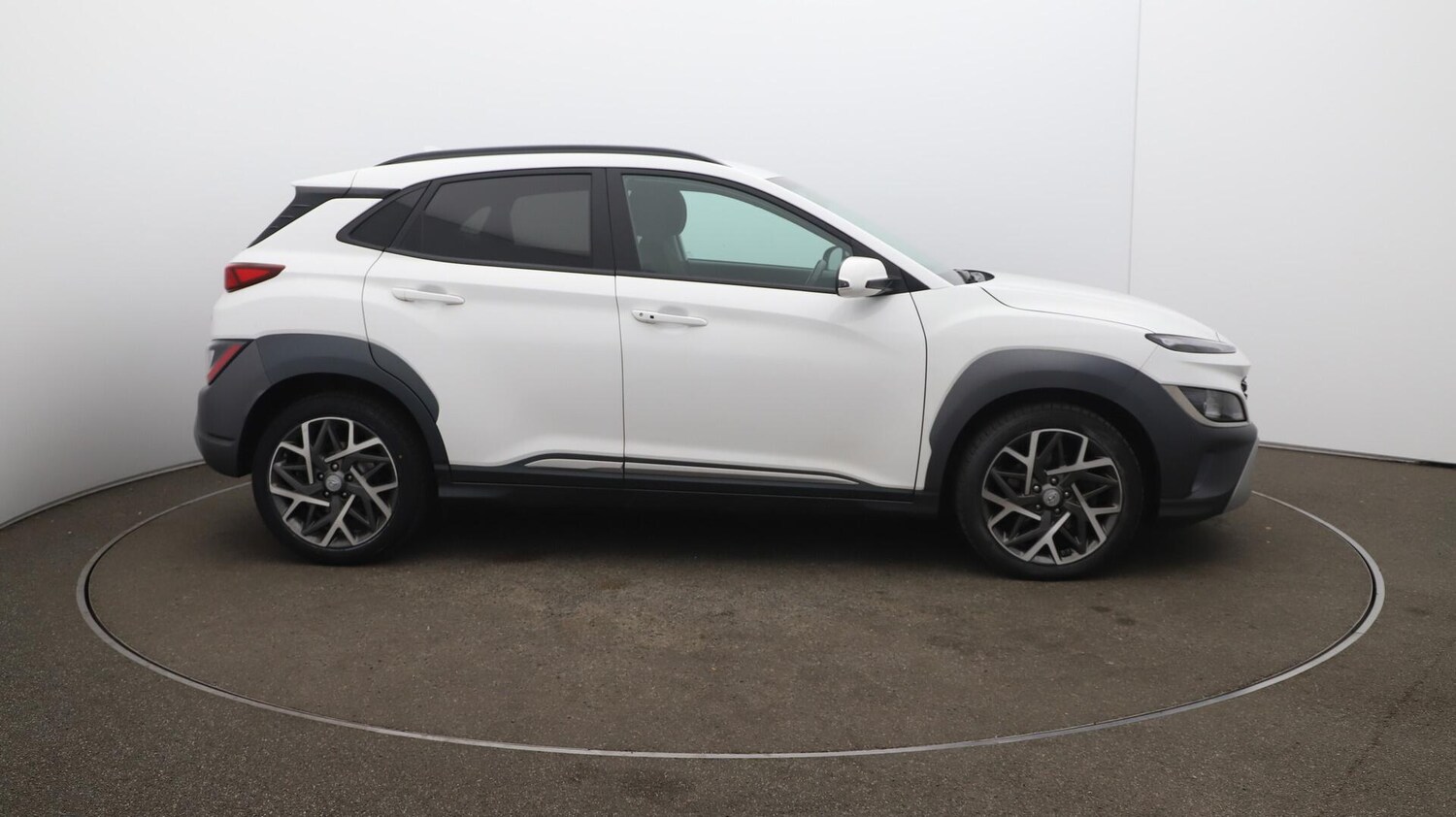 Used Hyundai KONA 2022 for sale - 76094102: Photo 48