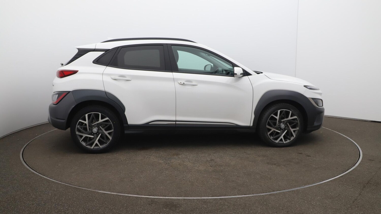Used Hyundai KONA 2022 for sale - 76094102: Photo 49