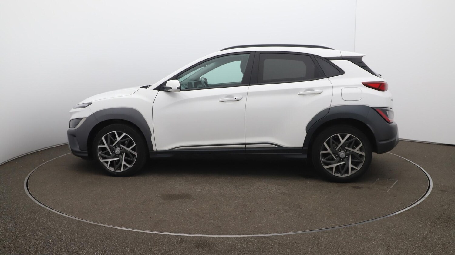 Used Hyundai KONA 2022 for sale - 76094102: Photo 63