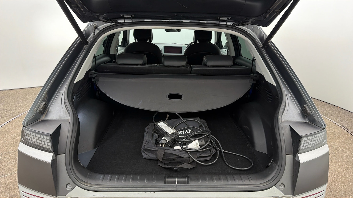 Used Hyundai IONIQ 5 2023 for sale - 77963732: Photo 16