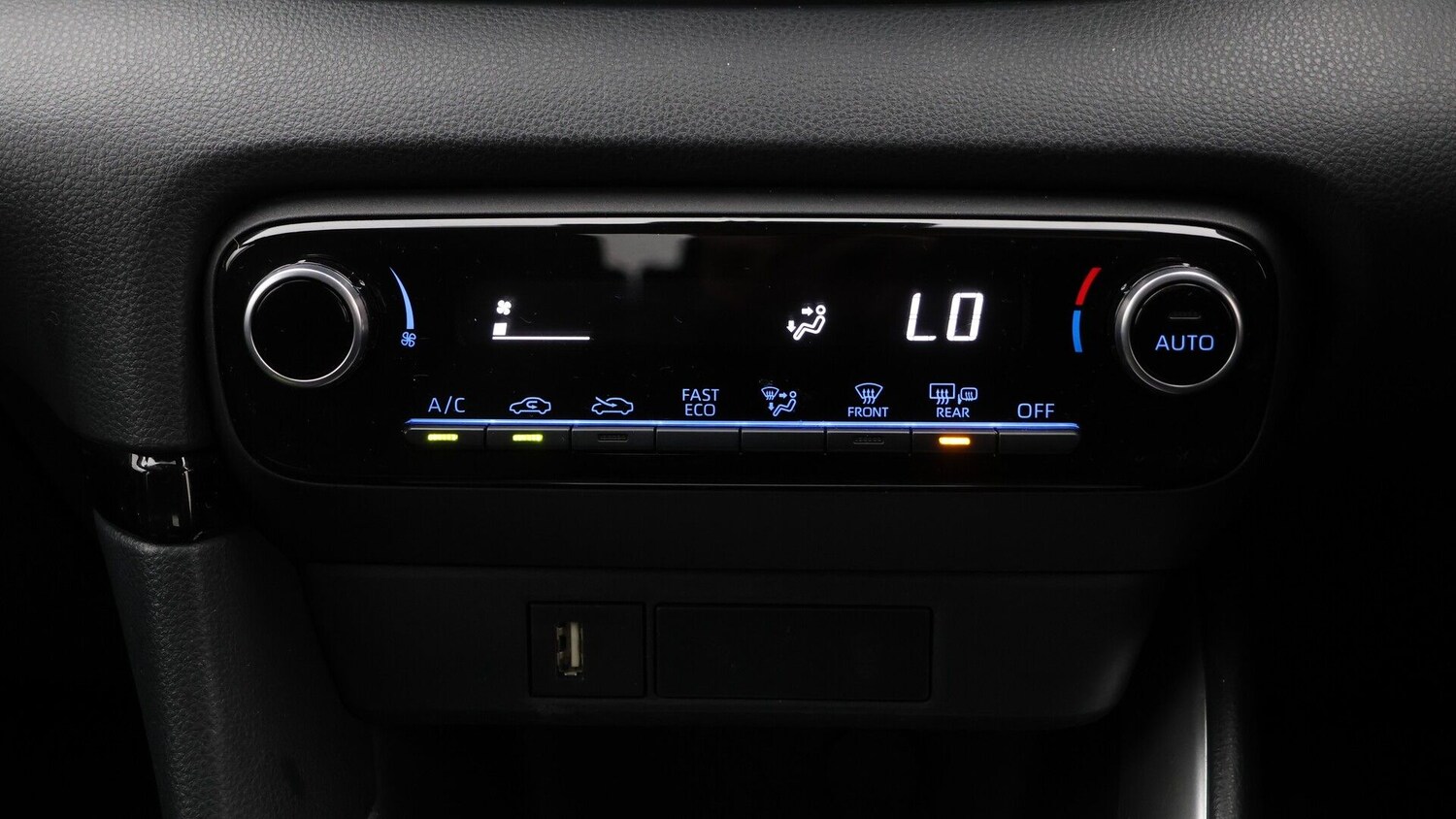 Used Toyota Yaris 2023 for sale - 77365084: Photo 12